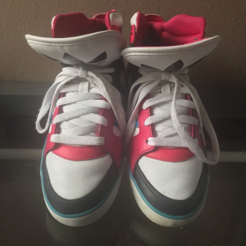 Adidas Amberlight model Q20380